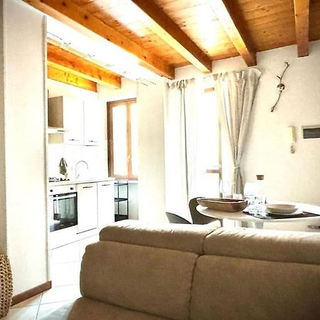 Appartamento Santa Maria Ντεζεντσάνο ντελ Γκάρντα Εξωτερικό φωτογραφία